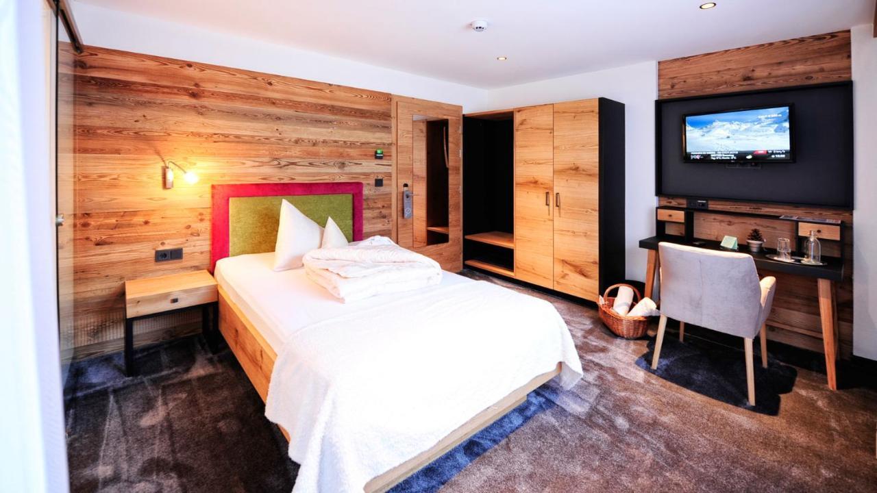 Hotel Garni Stefanie Ишгъл Екстериор снимка
